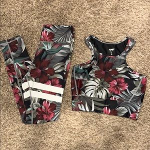Stronger Label floral set